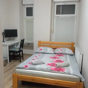  Apartament Nighthost- Trzebnicka 84 Polska